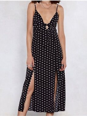 NASTY GAL BLACK DRESS WITH POLKA DOTS SIZE 6